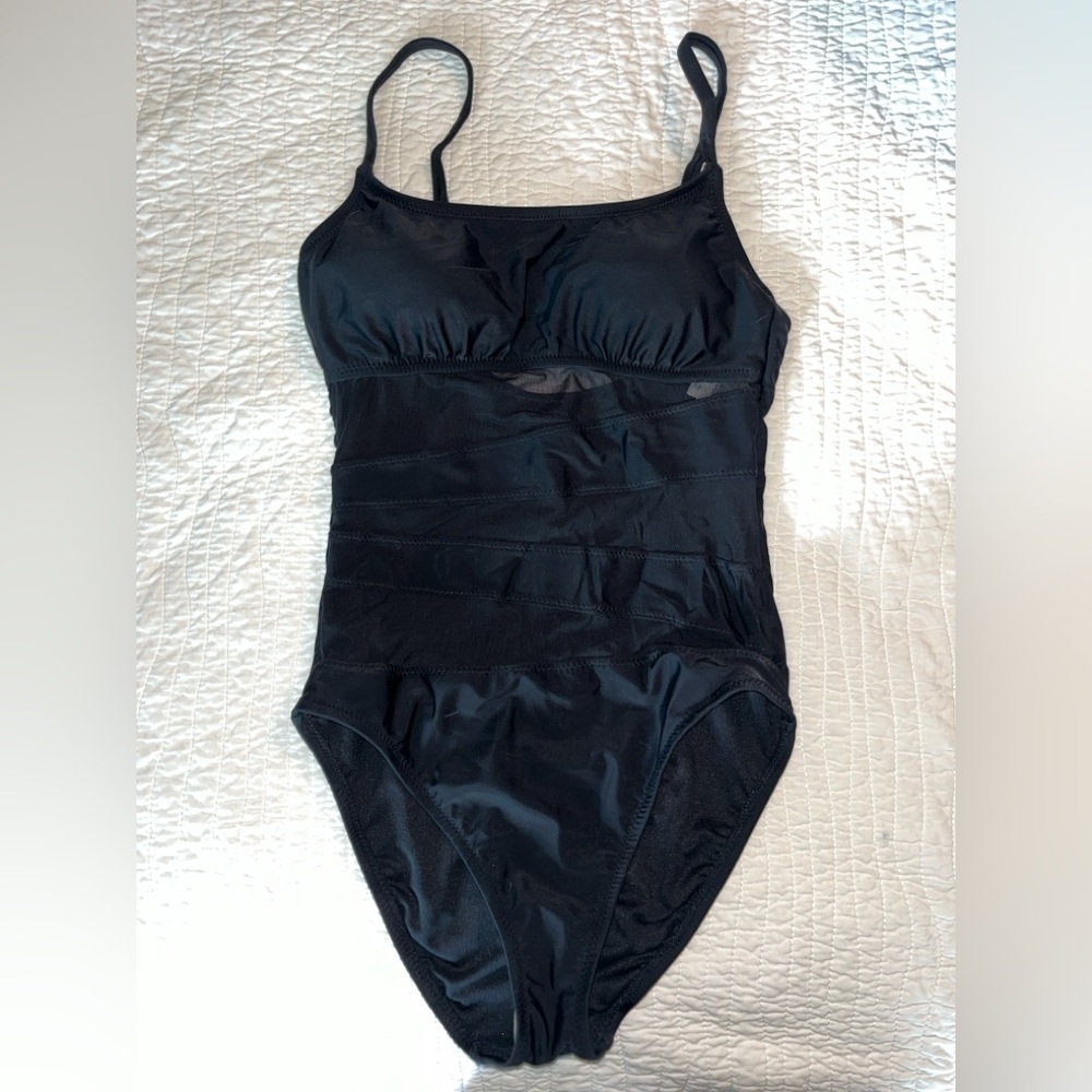 NWOT Target Swimsuit
